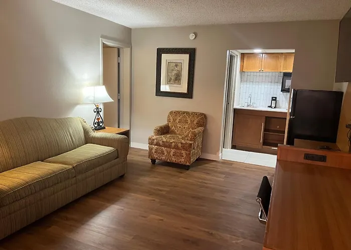 Baymont Inn By Wyndham Odessa University Area